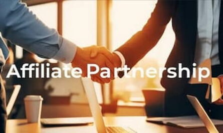 Image of two gentlemen exchanging a handshake